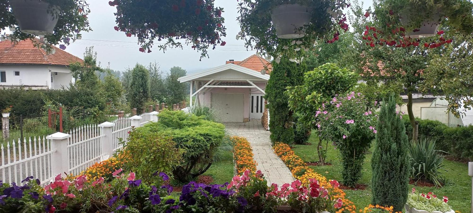 Holiday Home Peaceful Retreat Visoko Exterior foto