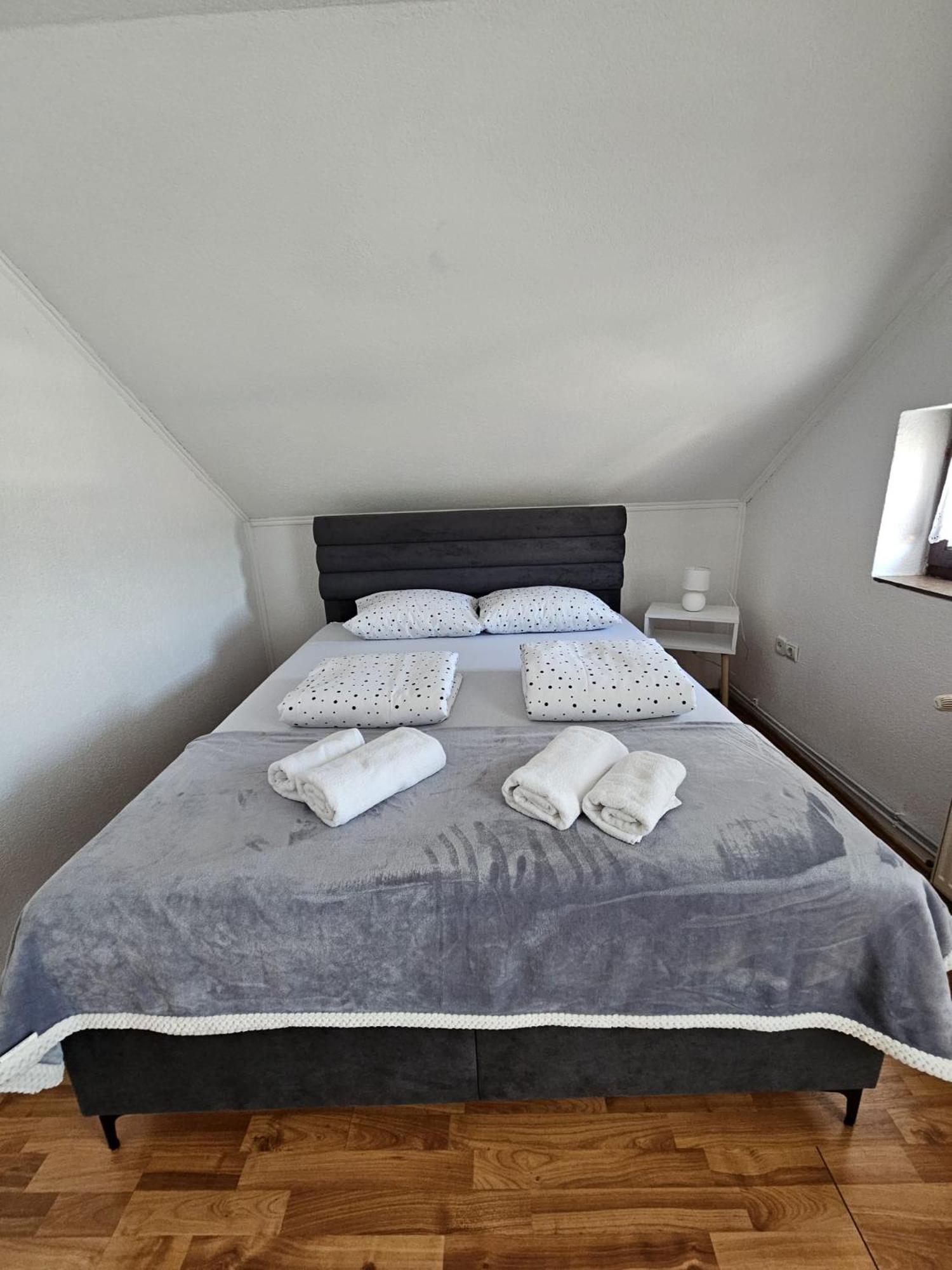 Holiday Home Peaceful Retreat Visoko Exterior foto